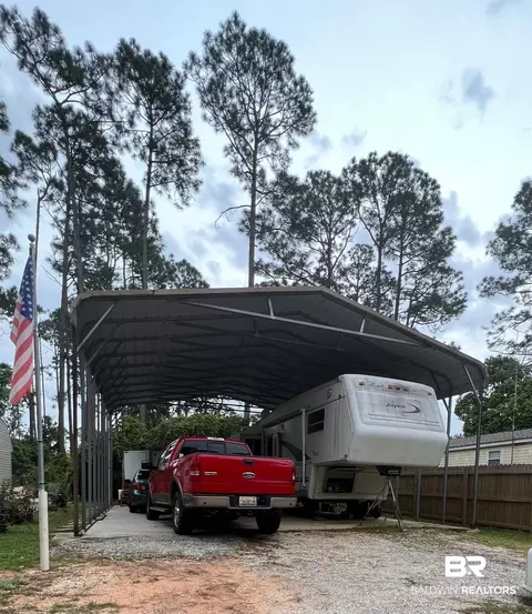 517 Elberta Loop, Lillian, AL 36549