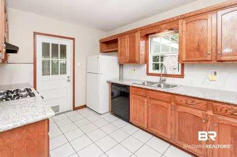 22 W Chadwick Dr, Mobile, AL 36606 photo 10