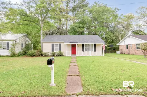 22 W Chadwick Dr, Mobile, AL 36606 photo 2