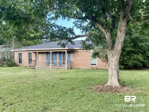 22120 Fairway Dr, Robertsdale, AL 36567