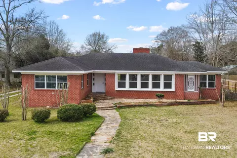 706 S Pensacola Ave, Atmore, AL 36502