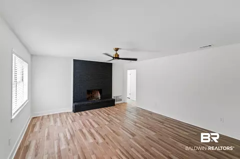 569 Stuart St, Daphne, AL 36526 photo 13