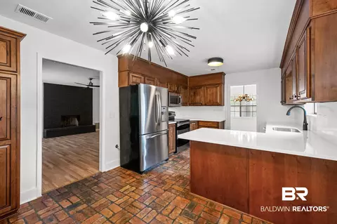 569 Stuart St, Daphne, AL 36526 photo 11