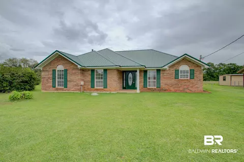 22460 9th St, Silverhill, AL 36576