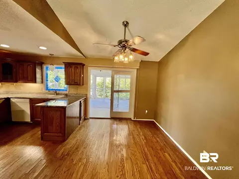 5720 Green Tree Rd, Mobile, AL 36609 photo 10