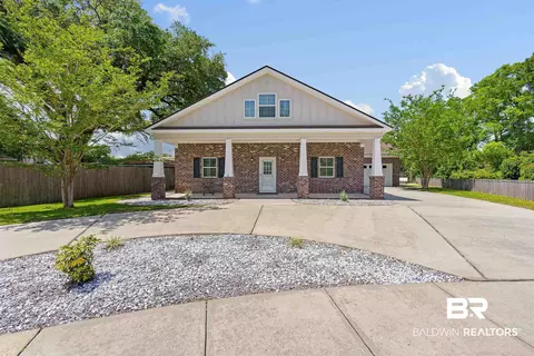 804 Highpoint Cir, Mobile, AL 36693 photo 3