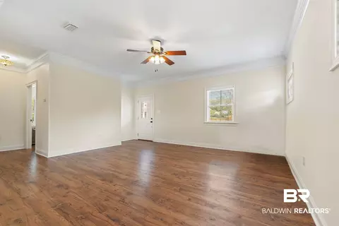 804 Highpoint Cir, Mobile, AL 36693 photo 4