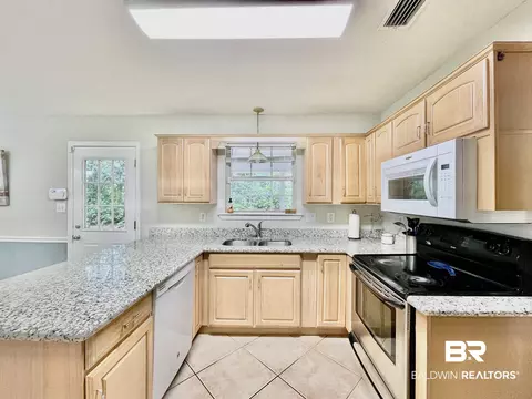 125 Montclair Loop, Daphne, AL 36526 photo 4