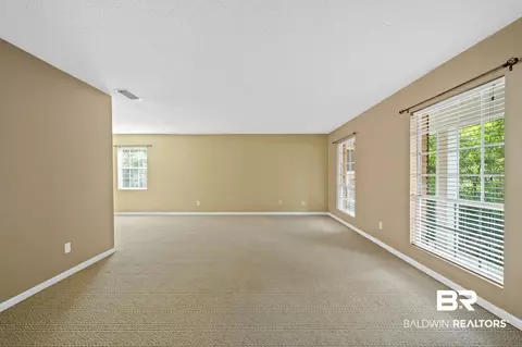 5400 Gaillard Dr, Mobile, AL 36608 photo 3