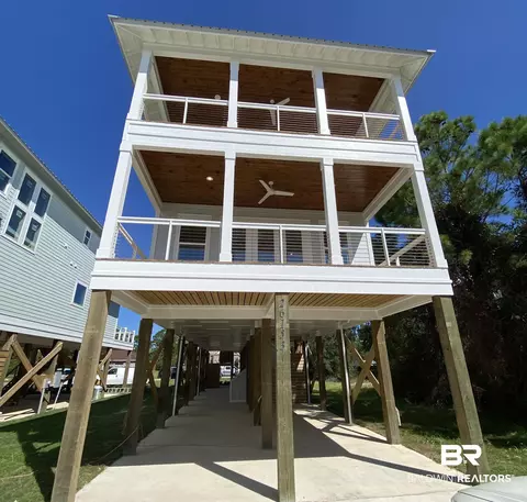 26153 Garrett Ln, Orange Beach, AL 36561