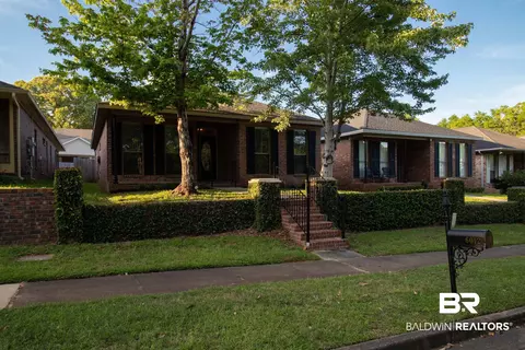 6012 E Magnolia Pl, Mobile, AL 36608 photo 1