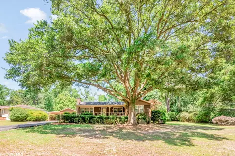 4272 Springview Dr, Mobile, AL 36609 photo 4
