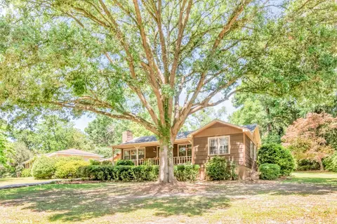 4272 Springview Dr, Mobile, AL 36609 photo 1