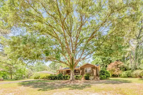 4272 Springview Dr, Mobile, AL 36609 photo 2