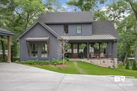 22454 Sea Cliff Dr, Fairhope, AL 36532