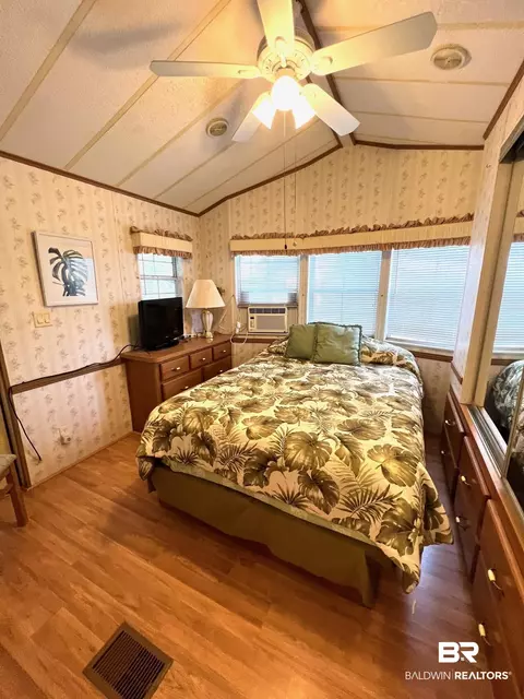 224 Defuniak Loop, Lillian, AL 36549 photo 5