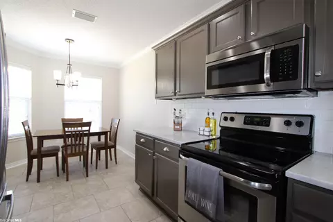 950 W Hamilton Bridges Dr, Mobile, AL 36695 photo 9