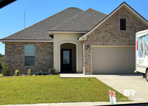 17122 Lafayette Dr, Robertsdale, AL 36567