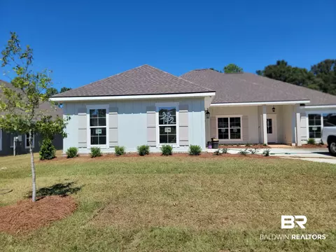 142 Ornate Ave, Fairhope, AL 36532