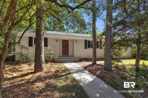 163 Windsor Dr, Daphne, AL 36526