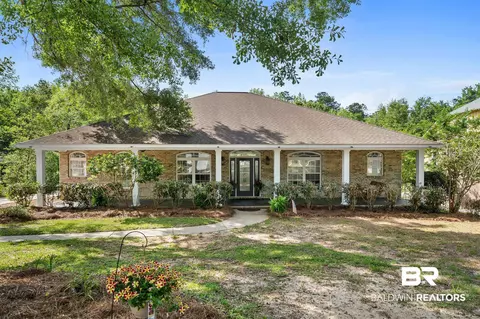 8858 S Lamhatty Ln, Daphne, AL 36526
