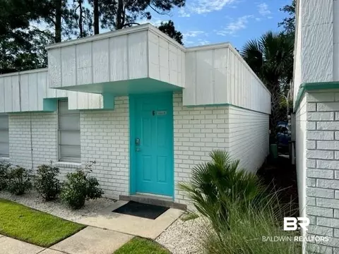 325 E 22nd Ave #6, Gulf Shores, AL 36542