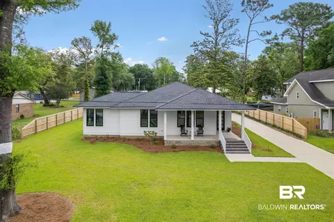 9410 Brighton Ave, Elberta, AL 36530 photo 1