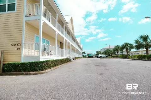 1485 W Lagoon Blvd #105, Gulf Shores, AL 36542