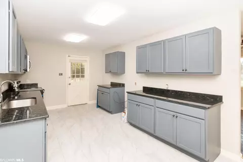 2122 Cornell Dr, Mobile, AL 36618 photo 15