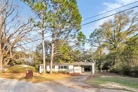 2122 Cornell Dr, Mobile, AL 36618 photo 2