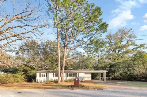 2122 Cornell Dr, Mobile, AL 36618 photo 1