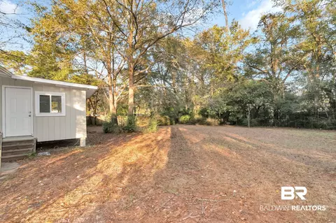 2122 Cornell Dr, Mobile, AL 36618 photo 4