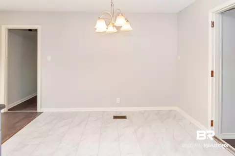 2122 Cornell Dr, Mobile, AL 36618 photo 10