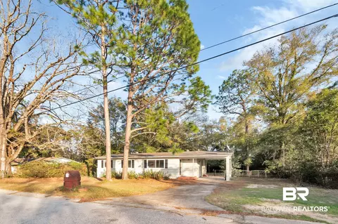 2122 Cornell Dr, Mobile, AL 36618 photo 2