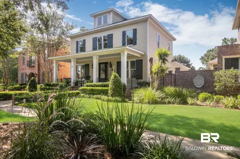 105 Savannah Sq, Fairhope, AL 36532