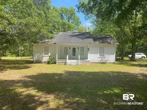 51012 Rabun Rd, Bay Minette, AL 36507