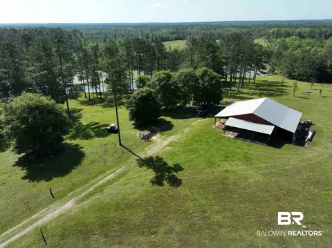 2189 Pineview Dr, Brewton, AL 36426 photo 2