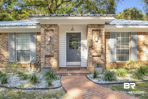304 Whiting Ct, Daphne, AL 36526