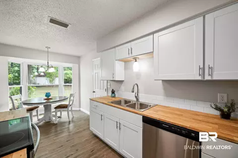 6012 Booker Cir, Mobile, AL 36693 photo 13