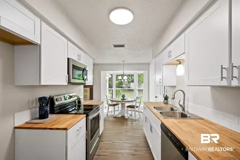 6012 Booker Cir, Mobile, AL 36693 photo 12