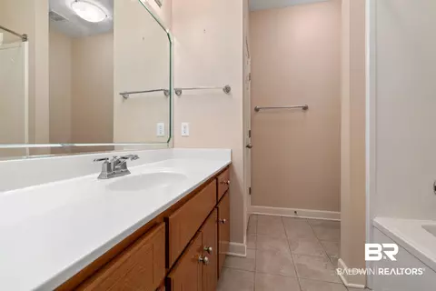553 E Summerlake Dr, Mobile, AL 36608 photo 24