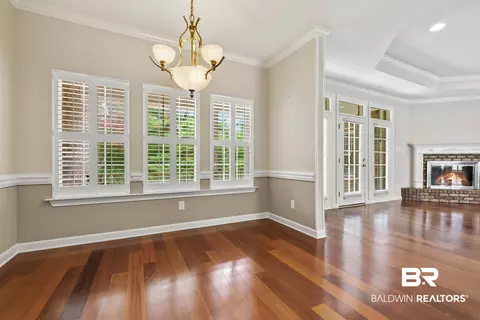 553 E Summerlake Dr, Mobile, AL 36608 photo 12
