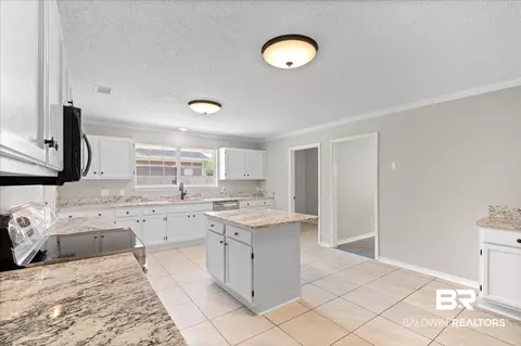 8470 Kyle Ct, Mobile, AL 36695 photo 3