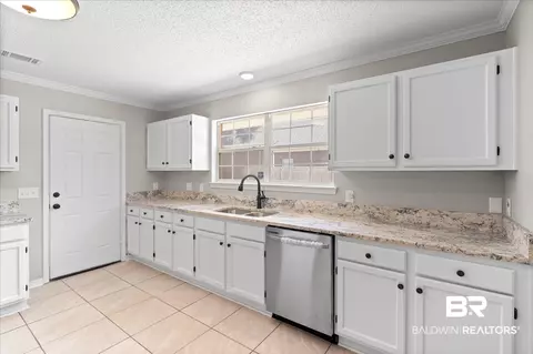 8470 Kyle Ct, Mobile, AL 36695 photo 4