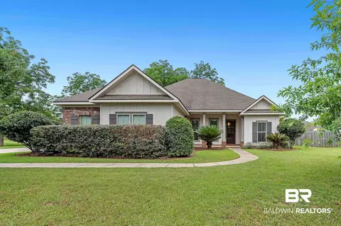 8803 Bainbridge Dr, Daphne, AL 36526