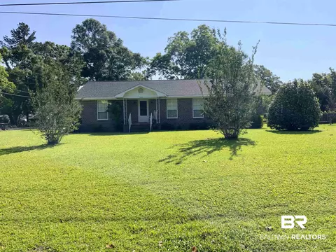 1604 Moog Ave, Bay Minette, AL 36507