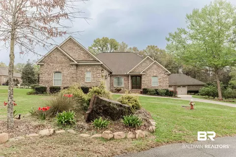 6370 E Bell Creek Ct, Grand Bay, AL 36541