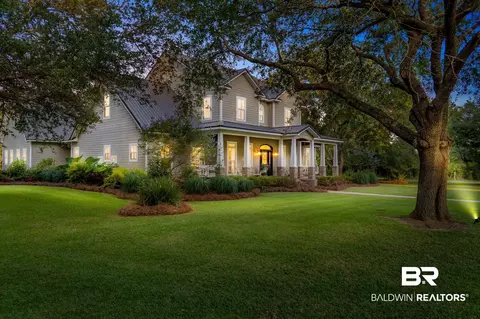 16710 Danne Rd, Fairhope, AL 36532