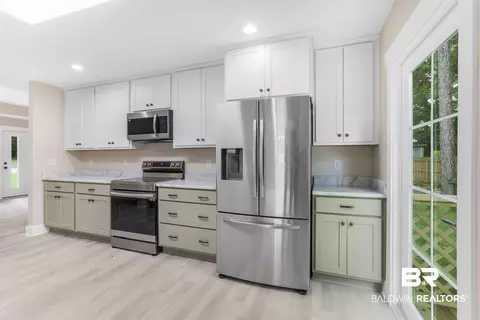 114 Michael Loop, Daphne, AL 36526 photo 7