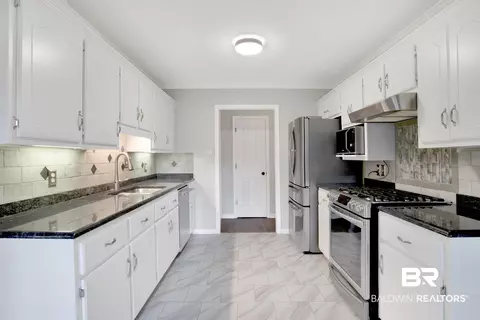 4015 Henning Dr, Mobile, AL 36619 photo 11